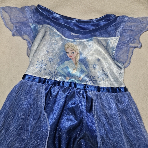DISNEY Frozen 3T Nightgown Elsa - Picture 2 of 3